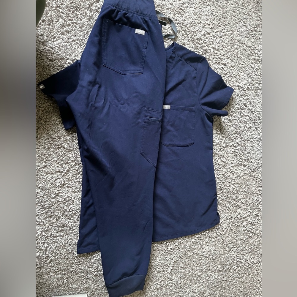 Figs scrubs navy